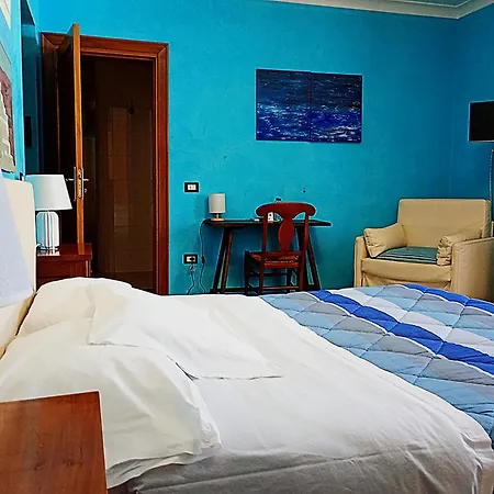 Vibo In Centro 3*