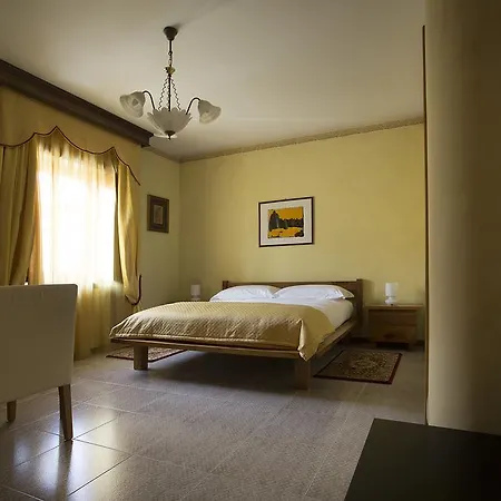 Vibo In Centro Oda ve Kahvaltı