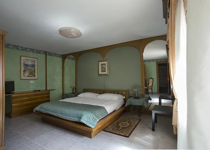 Vibo In Centro 住宿加早餐酒店