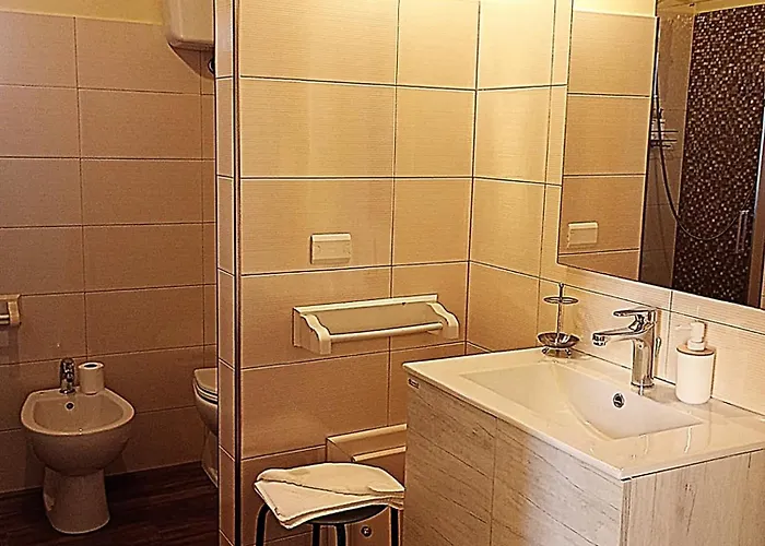 Vibo In Centro 住宿加早餐酒店 维博瓦伦蒂亚